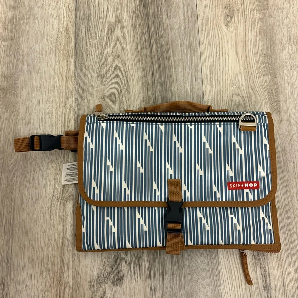 Skip Hop changing pad - Picture 1 of 5